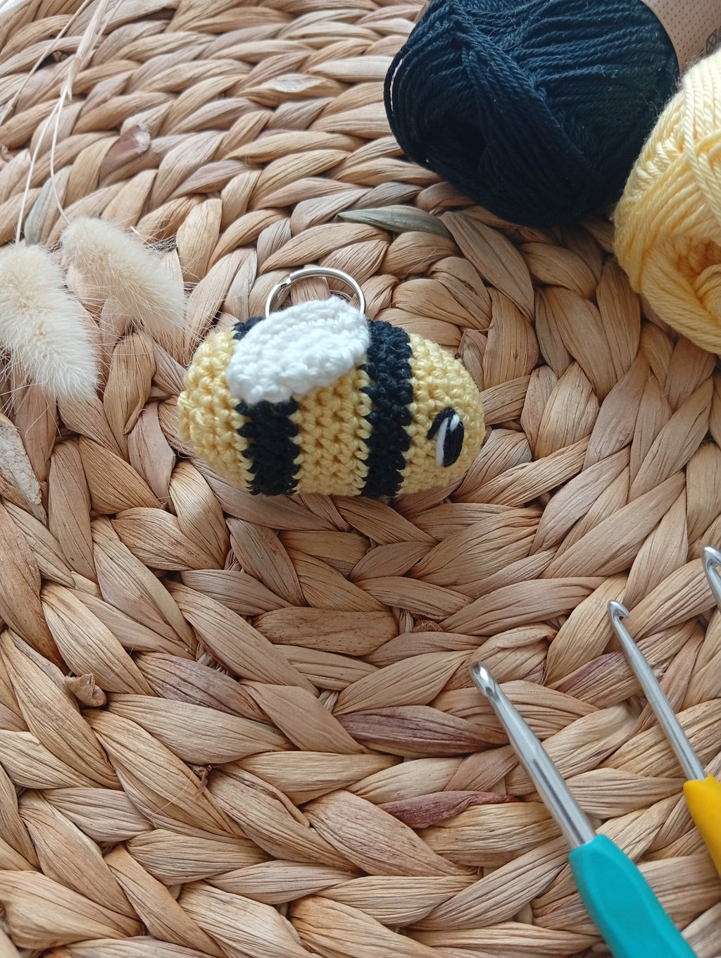 Summer - L'abeille porte clé 🐝